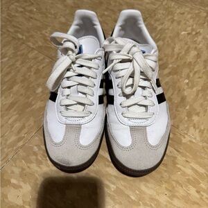 Adidas Samba